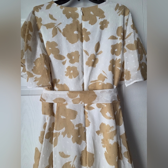 DKNY Printed Swiss Dot Fit & Flare Dress Size 14. Like new. - Picture 12 of 16